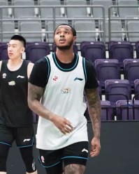 B体育app下载-备战山东！亨特仍跟队！杨鸣直指外援实力，过去表现符合预期！